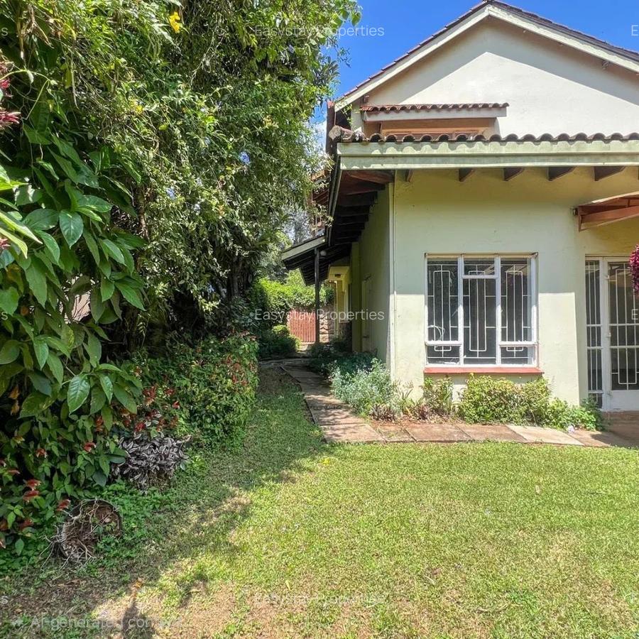 4 Bed Townhouse with En Suite in Riverside - 3