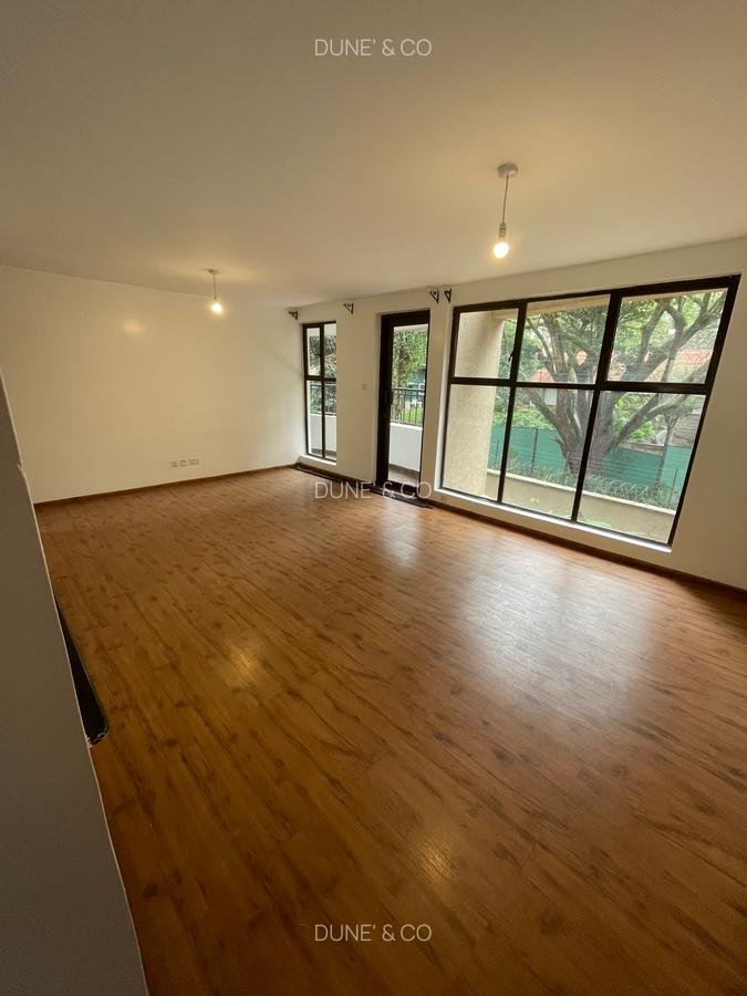 2 Bed Apartment with En Suite in Riverside - 3