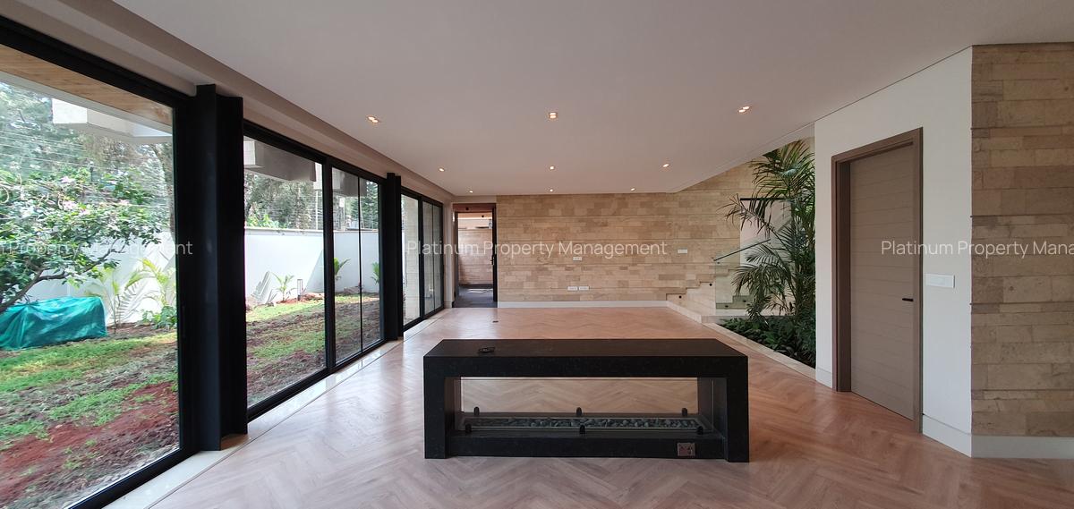 5 Bed Villa with En Suite in Westlands Area - 2