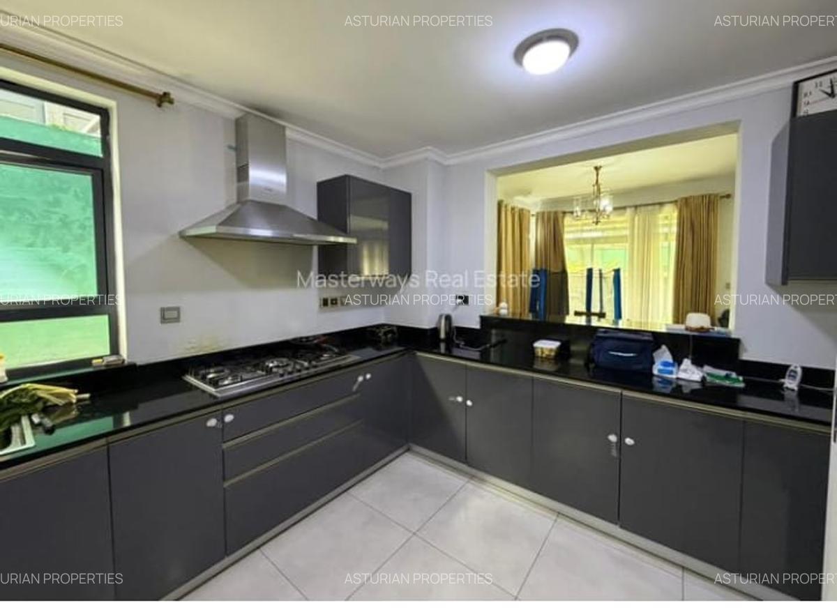 4 Bed Townhouse with En Suite in Runda - 10