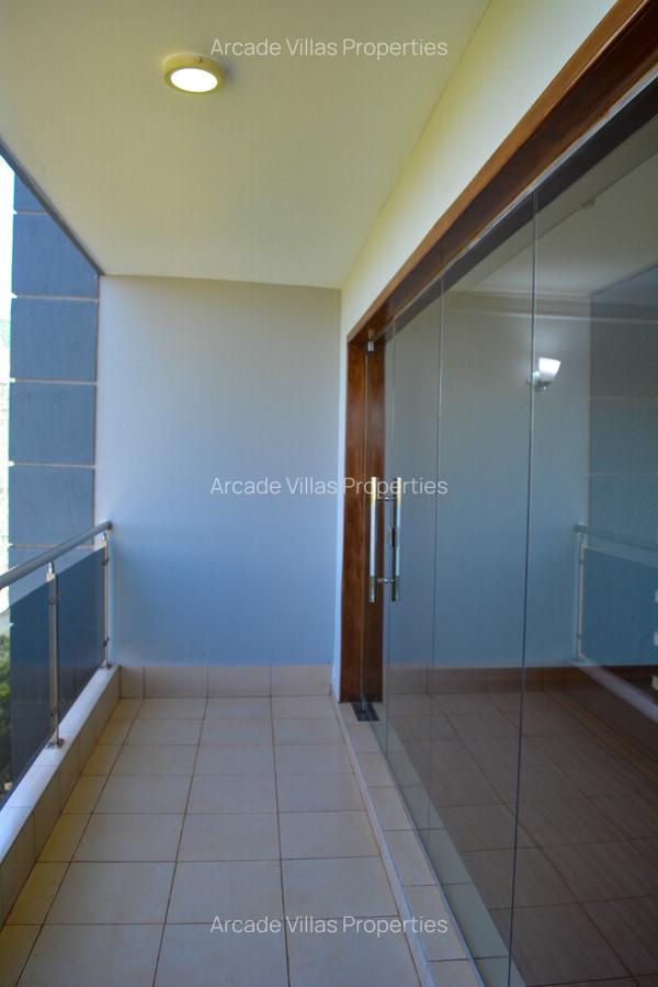 3 Bed Apartment with En Suite in Kileleshwa - 12