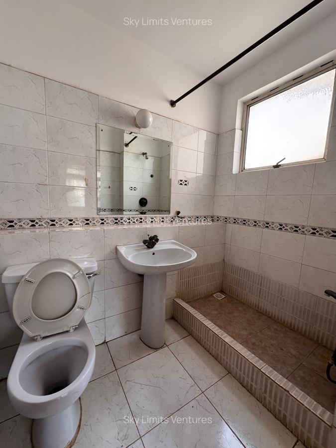 4 Bed Townhouse with En Suite in Kilimani - 15