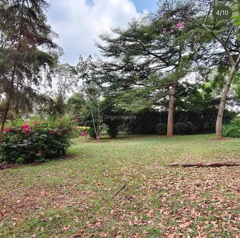 4 Bed House with En Suite at Rosslyn - 3