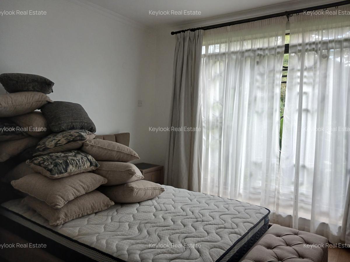 4 Bed Townhouse with En Suite at Lavington Green - 10