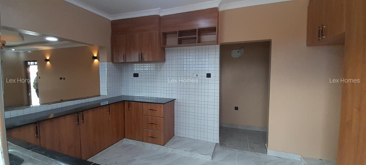 4 Bed House with En Suite at Magadi Road - 10