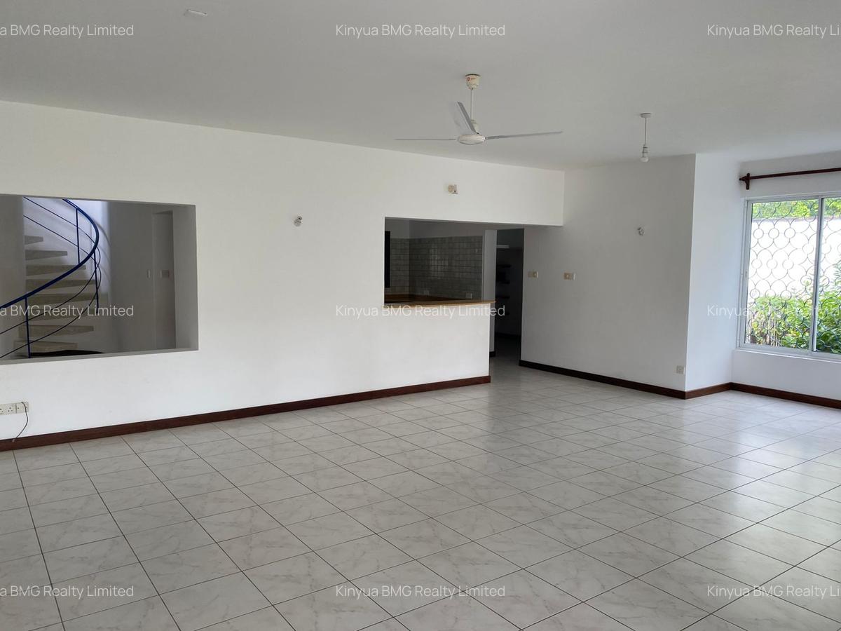 3 Bed Townhouse with En Suite in Nyali Area - 5