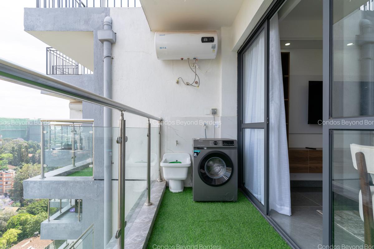 Serviced 2 Bed Apartment with En Suite at Riverside Drive - 13