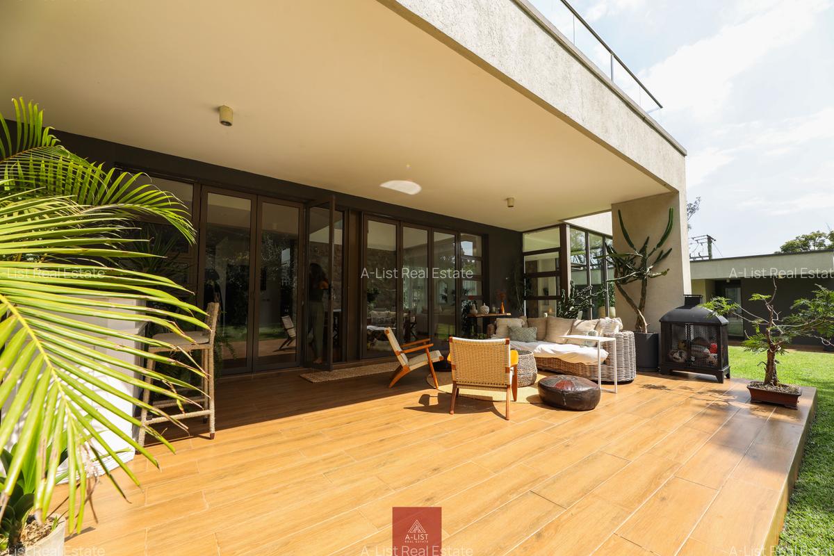 5 Bed Villa with En Suite at Miotoni - 10