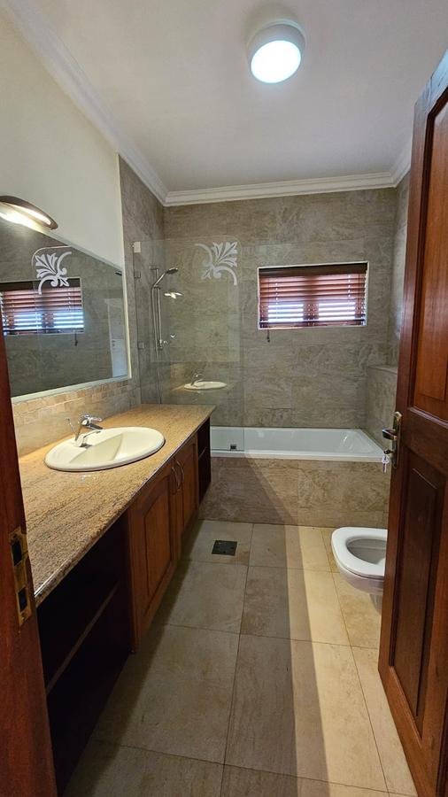 5 Bed House with En Suite in Karen - 9