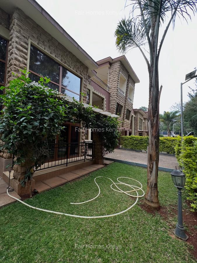 5 Bed Townhouse with En Suite at Chalbi Drive - 1
