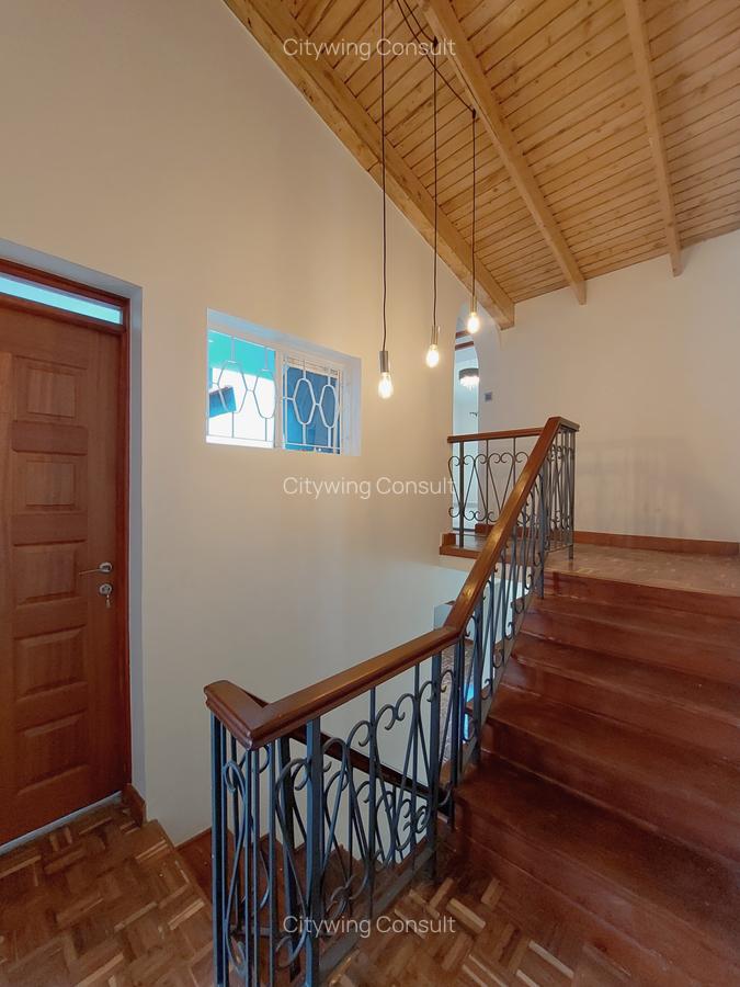 4 Bed Townhouse with En Suite at Rhapta Road - 12