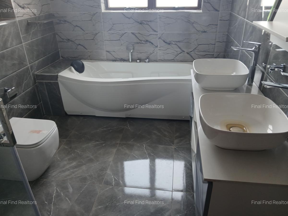 4 Bed Townhouse with Swimming Pool in Runda - 18