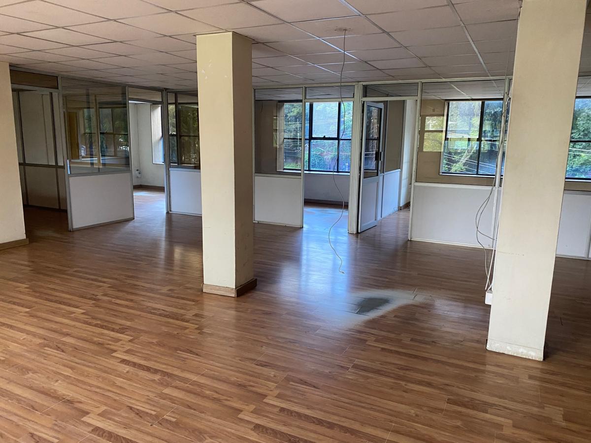 Commercial Property in Kilimani - 12