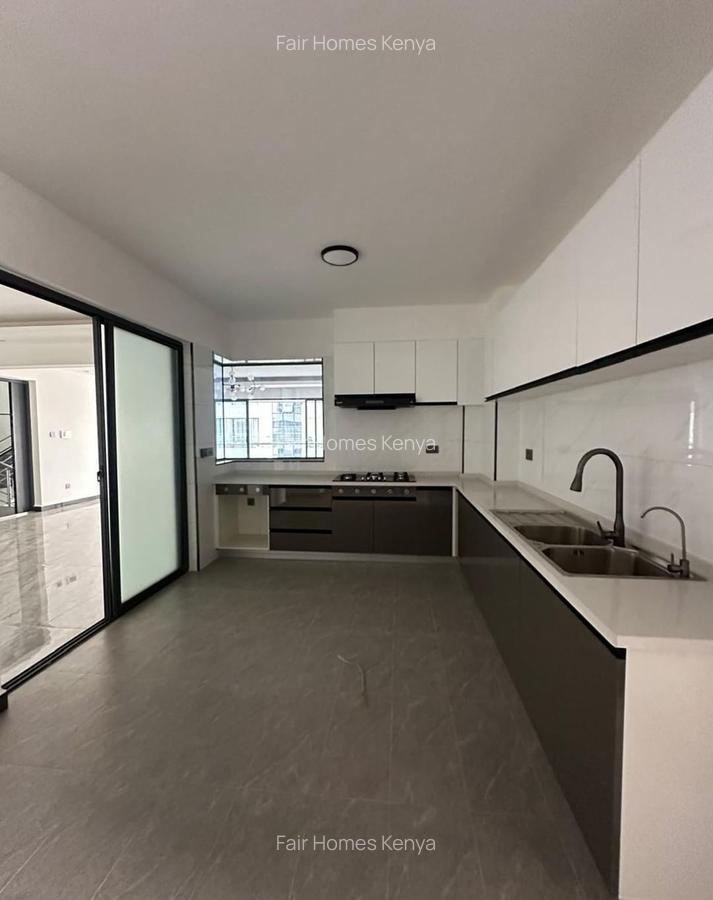 4 Bed Apartment with En Suite at Othaya Road - 4