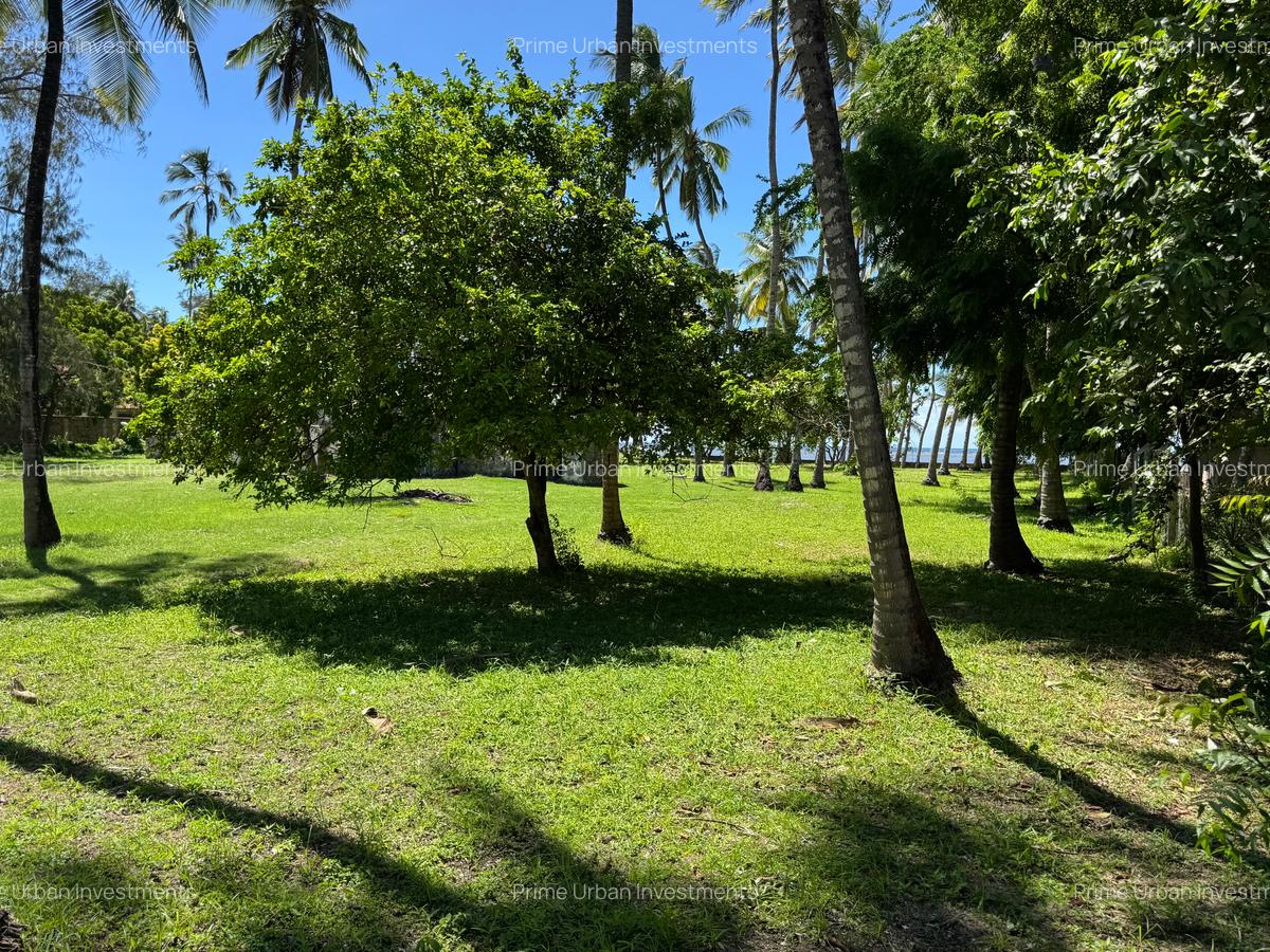 15,783 m² Land in Kikambala - 19