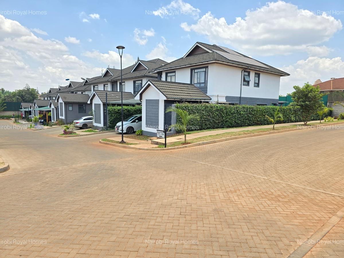 4 Bed Townhouse with En Suite at Five-Star Paradise - 4