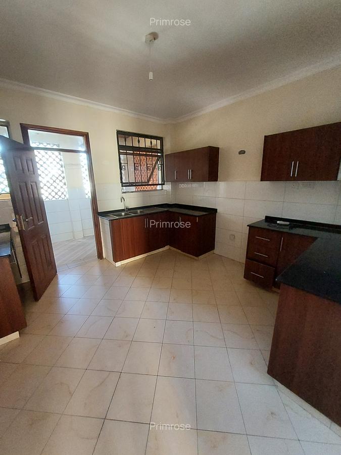 3 Bed Apartment with En Suite in Loresho - 11