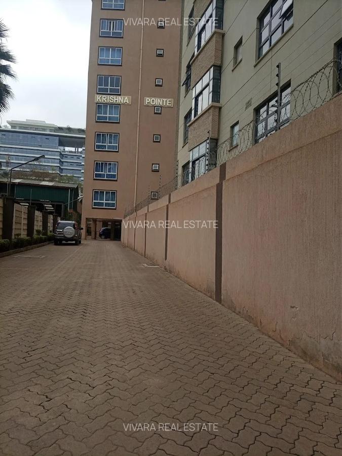3 Bed Apartment with En Suite in Westlands Area - 1