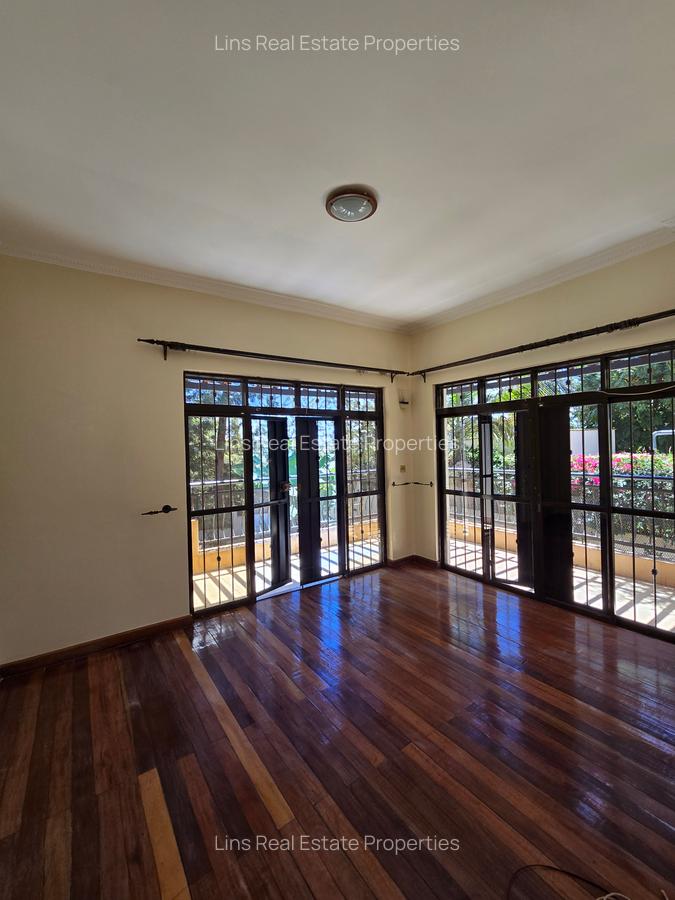 4 Bed Villa with En Suite in Runda - 8