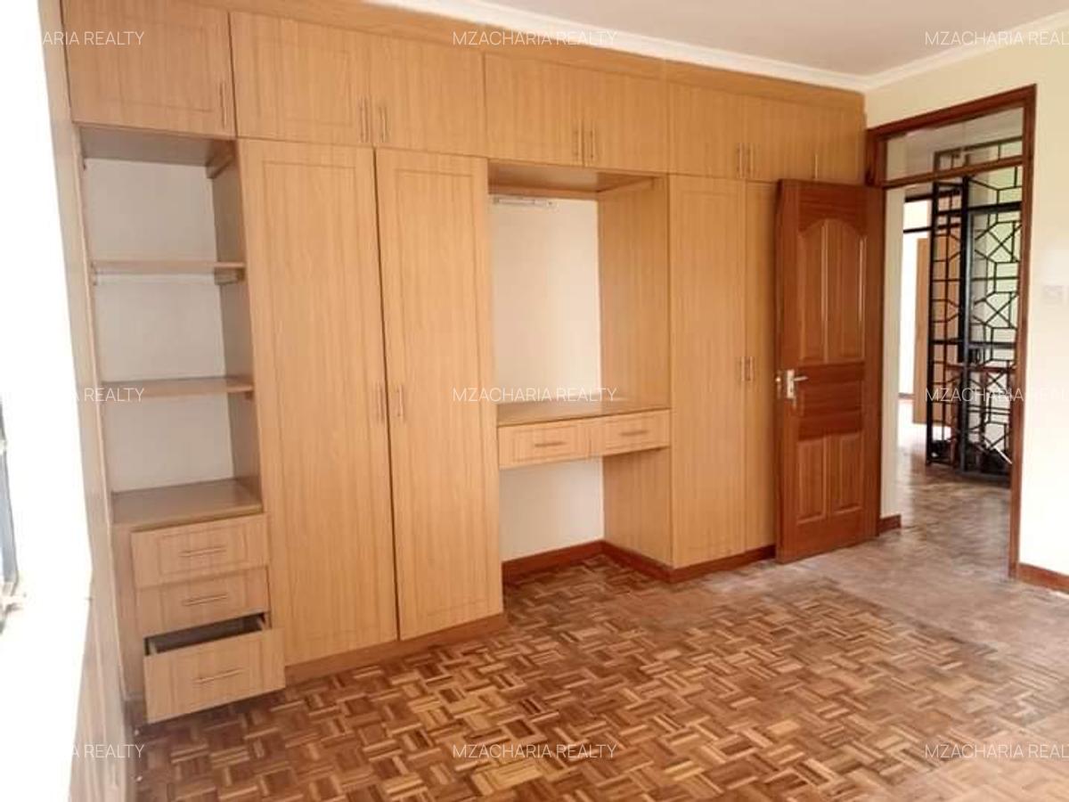 4 Bed House with En Suite in Kitisuru - 7