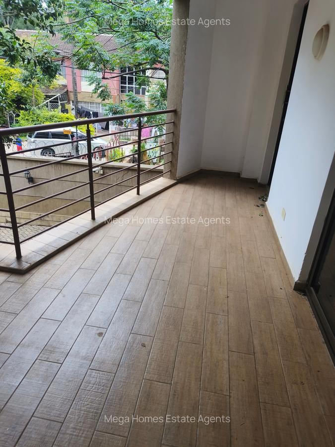 Serviced 3 Bed Apartment with En Suite in Parklands - 5