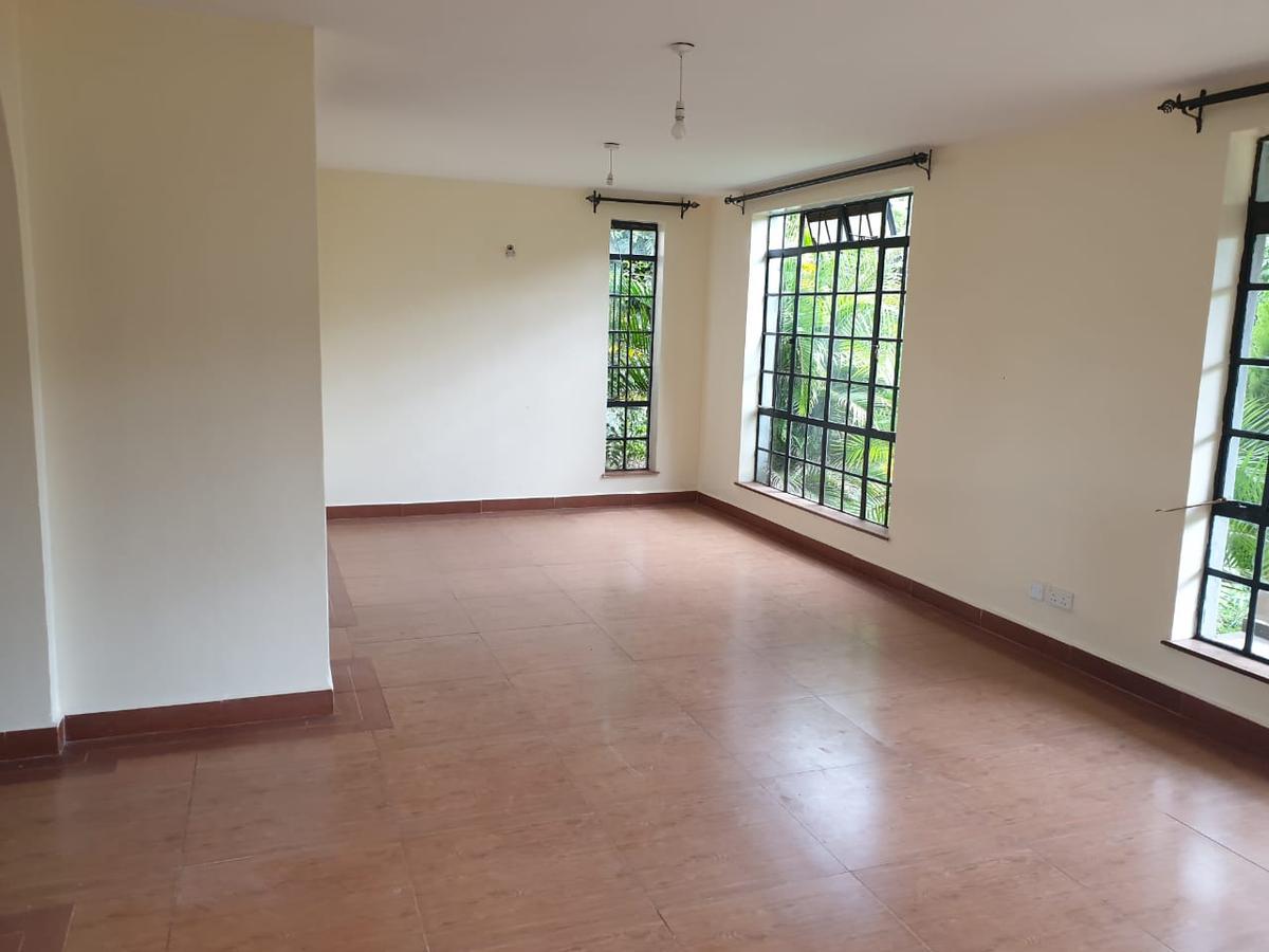 3 Bed Townhouse with En Suite in Kiambu Road - 4