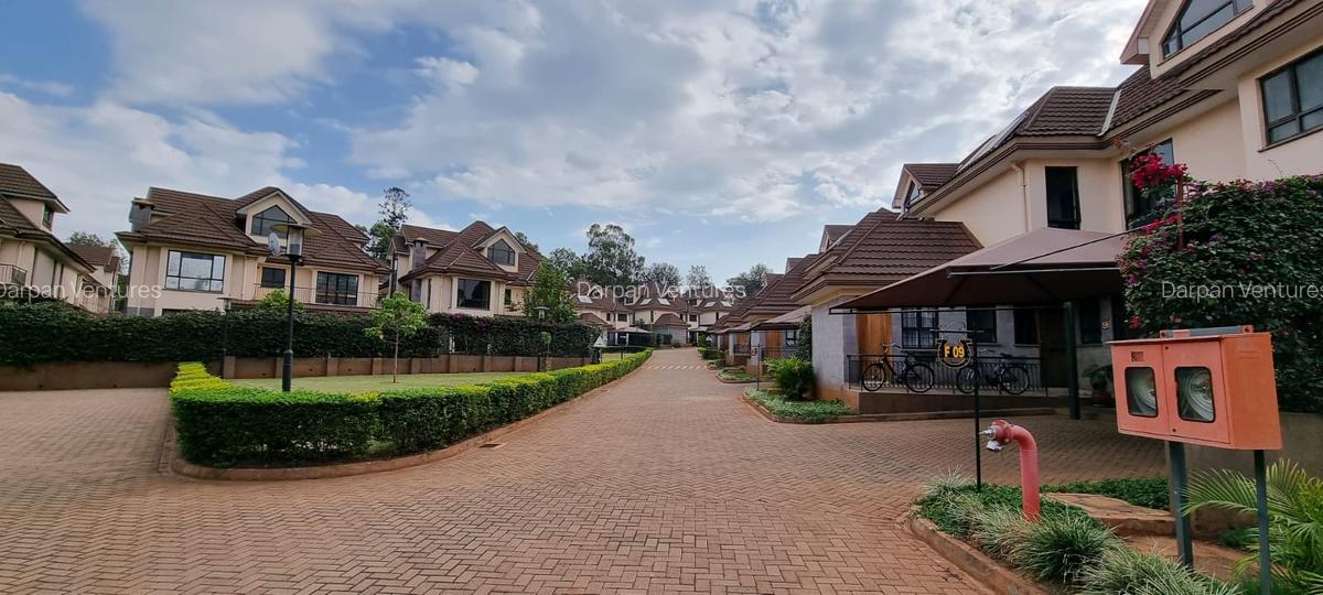 4 Bed Townhouse with En Suite in Runda - 8