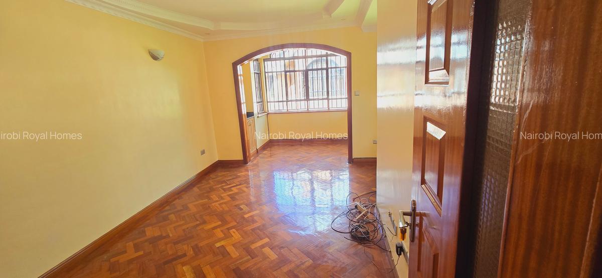 4 Bed Townhouse with En Suite at Lavington Green - 20