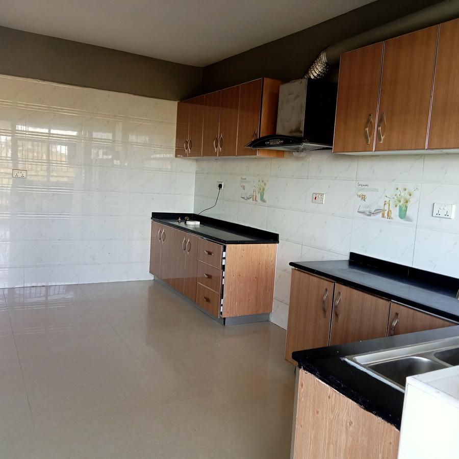 4 Bed Apartment with En Suite at Kilimani - 13