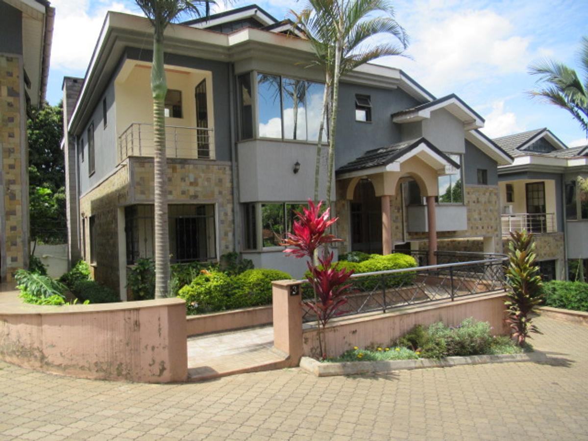 4 Bed Townhouse with En Suite at Westlands - 2