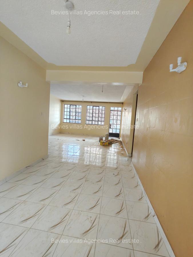 3 Bed Apartment with En Suite at Parklands - 12