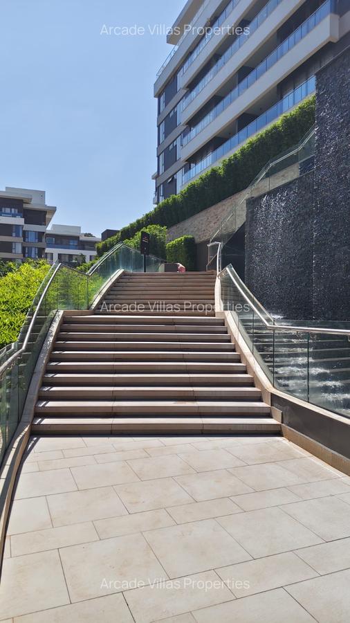 3 Bed Apartment with En Suite in Nyari - 12