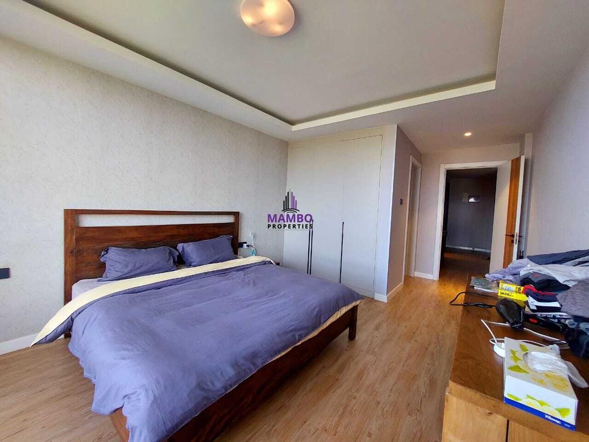 Serviced 2 Bed Apartment with En Suite at Brookside Drive - 8