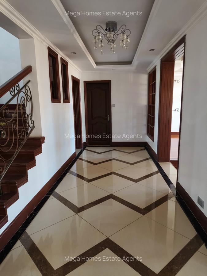 5 Bed House with En Suite in Runda - 8