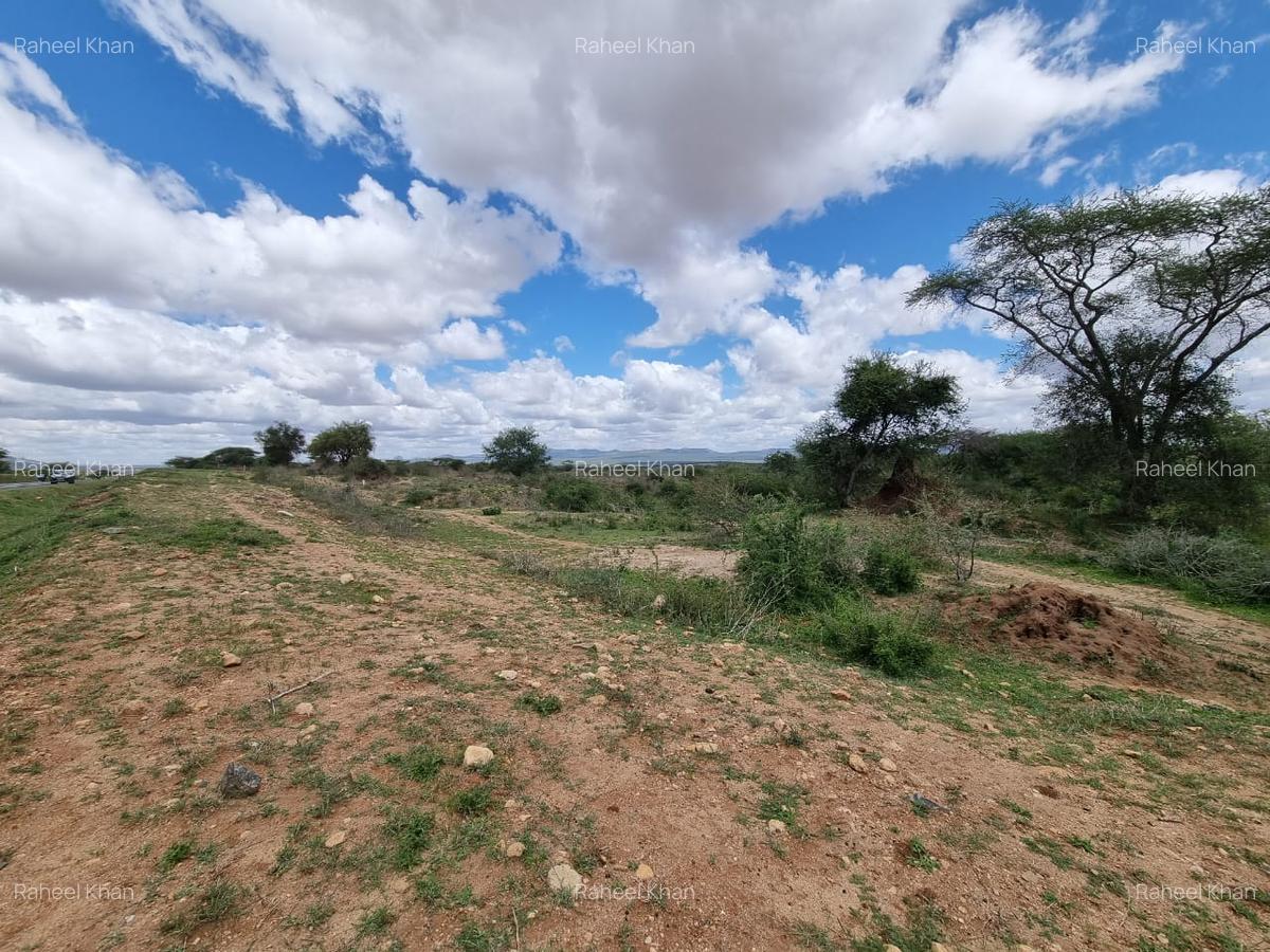 14 ac Land in Bisil - 15