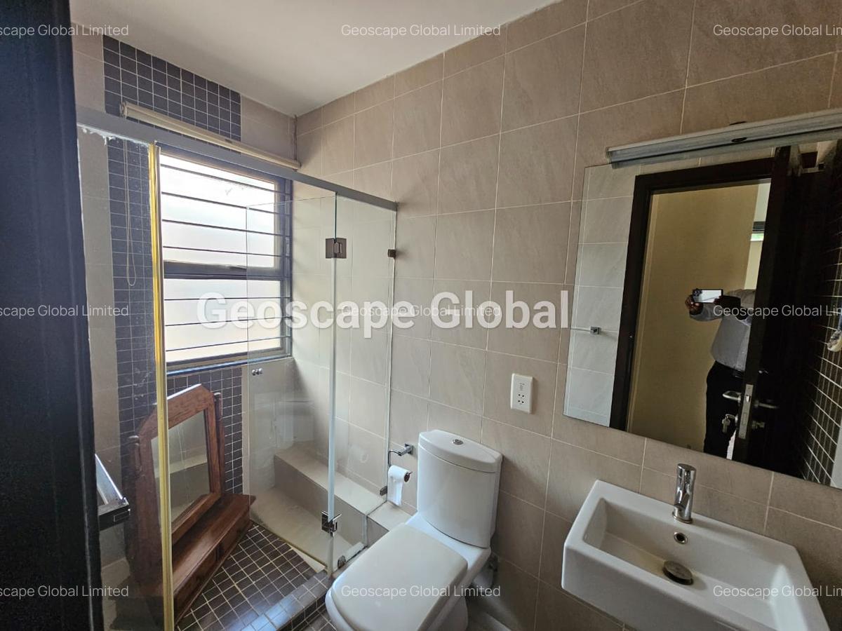 Furnished 2 Bed Apartment with En Suite in Gigiri - 10