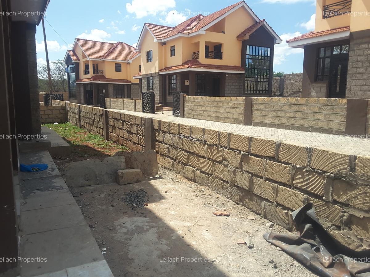 4 Bed House with En Suite in Gikambura - 2