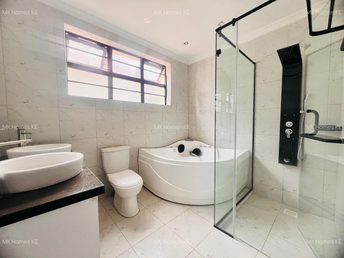 4 Bed House with En Suite at Membley - 18