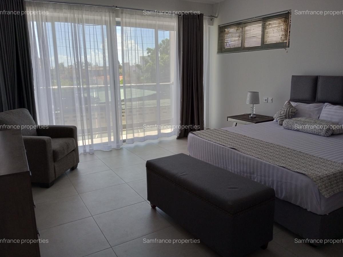 Serviced 3 Bed Apartment with En Suite at Mombasa - 17