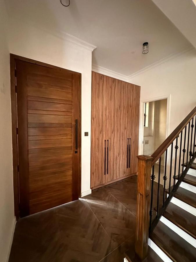 4 Bed Townhouse with En Suite in Lavington - 4