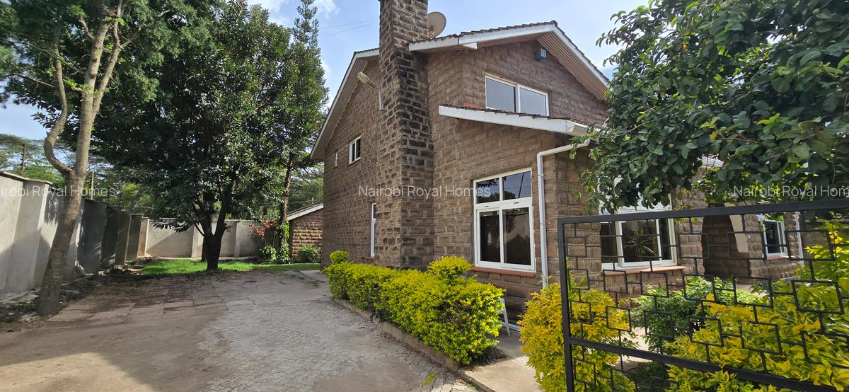 5 Bed Townhouse with En Suite at Lavington Green - 10