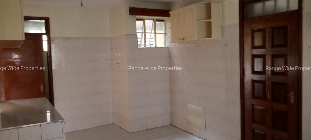 3 Bed Apartment with En Suite in Lavington - 13