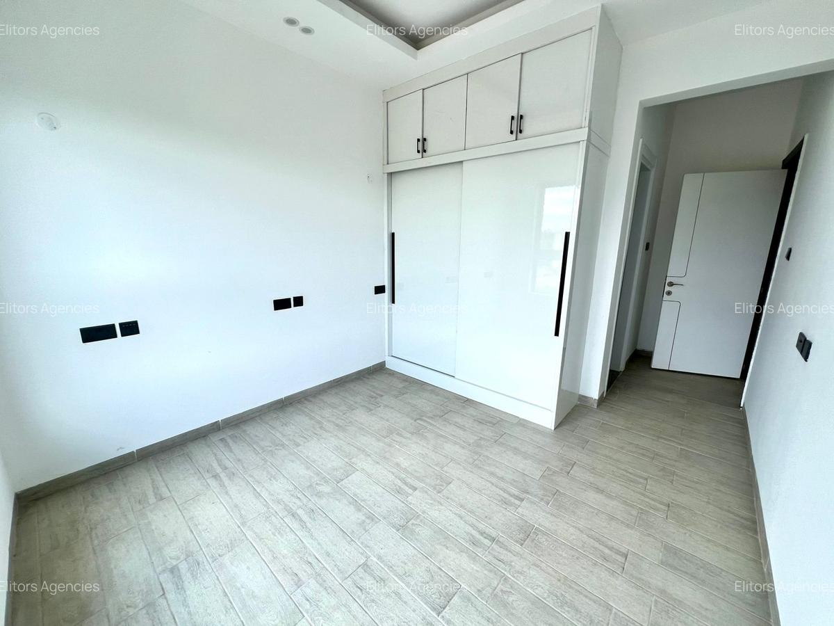 3 Bed Apartment with En Suite at Argwings Kodhek Road - 9