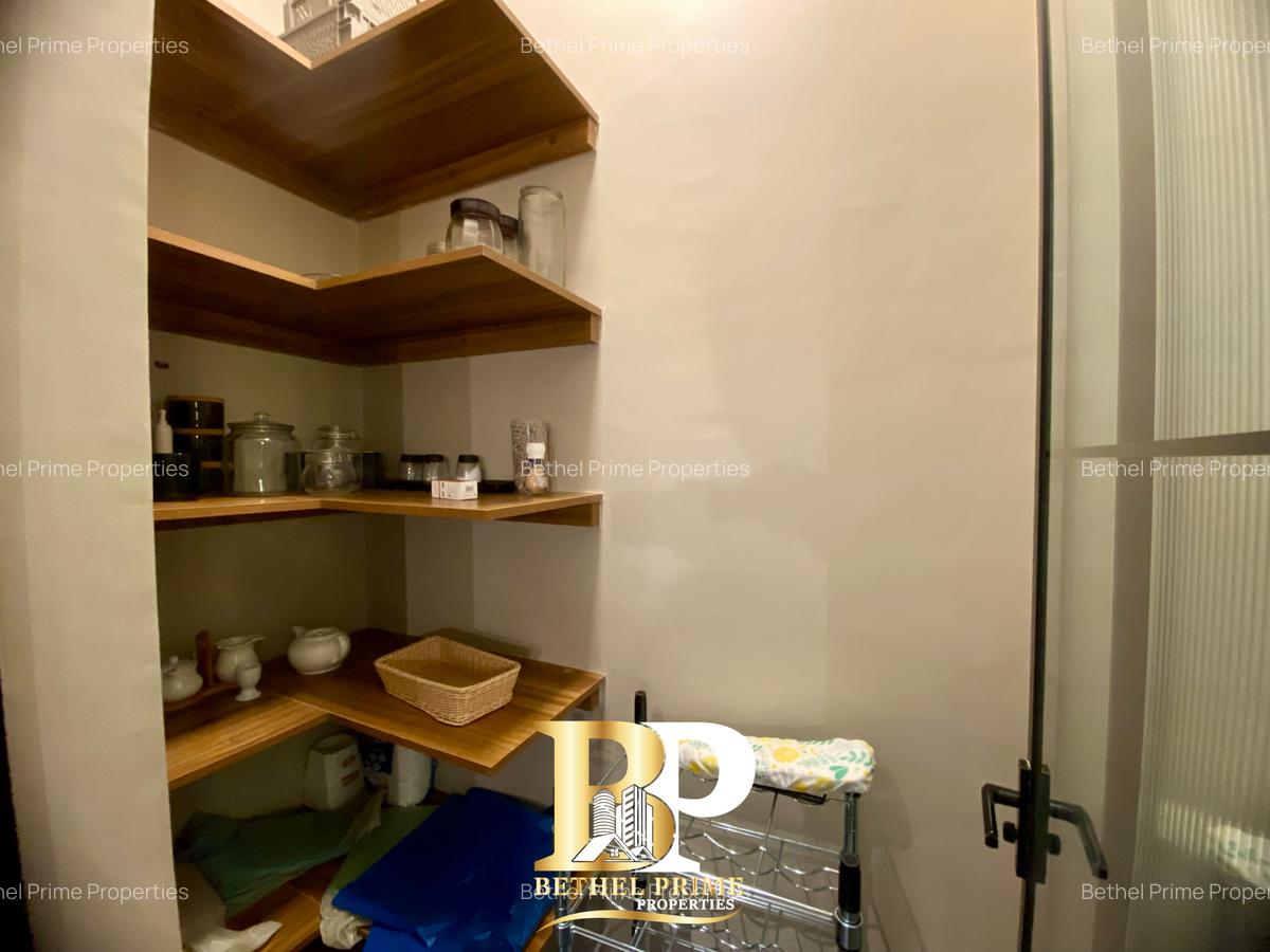 3 Bed Apartment with En Suite in Brookside - 11