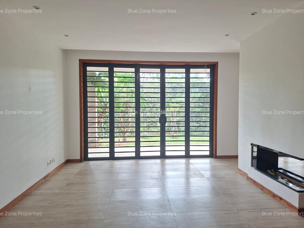 3 Bed Villa with En Suite at Off Redhill Road - 7