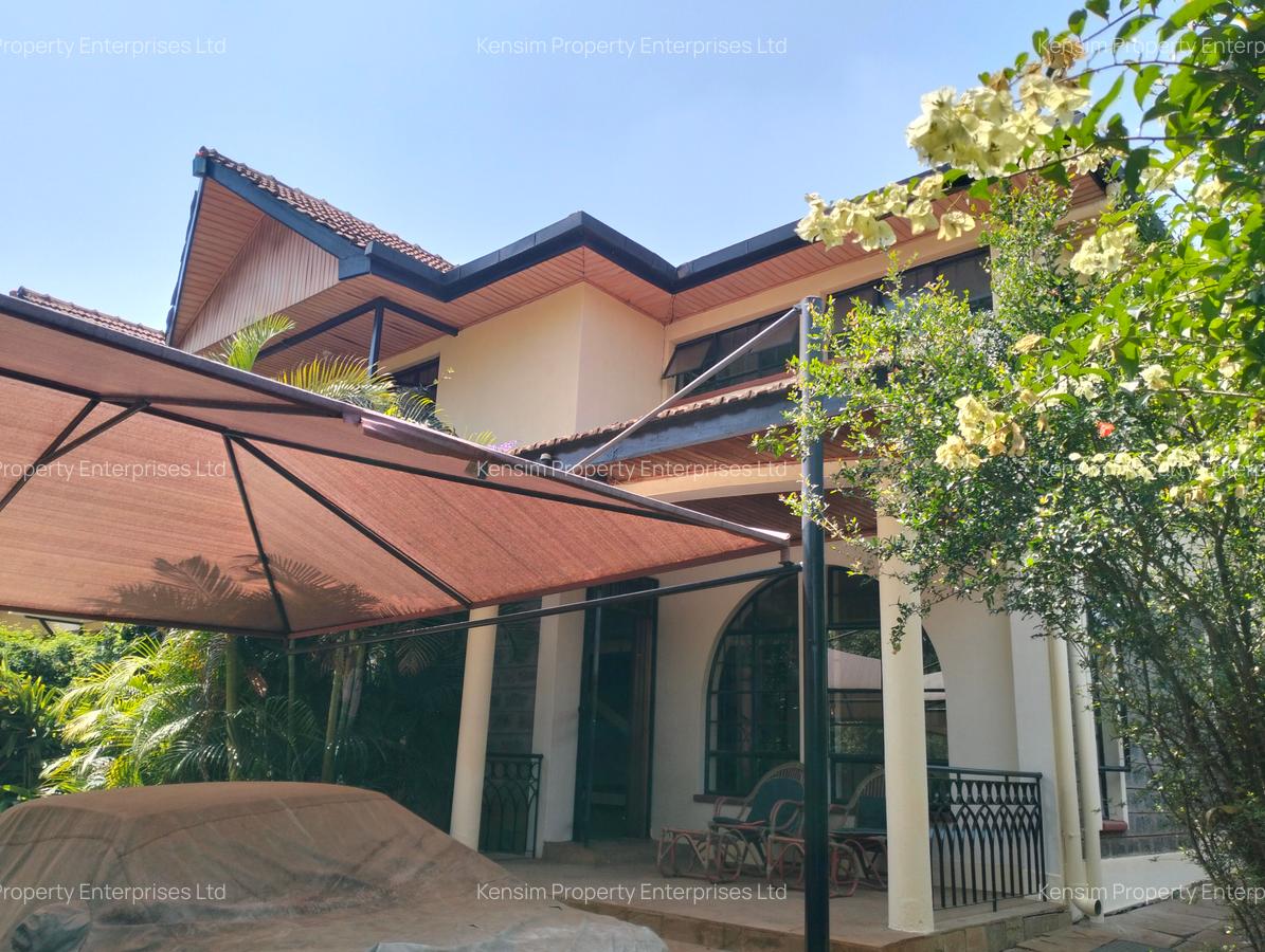 4 Bed Townhouse with En Suite in Lavington - 1