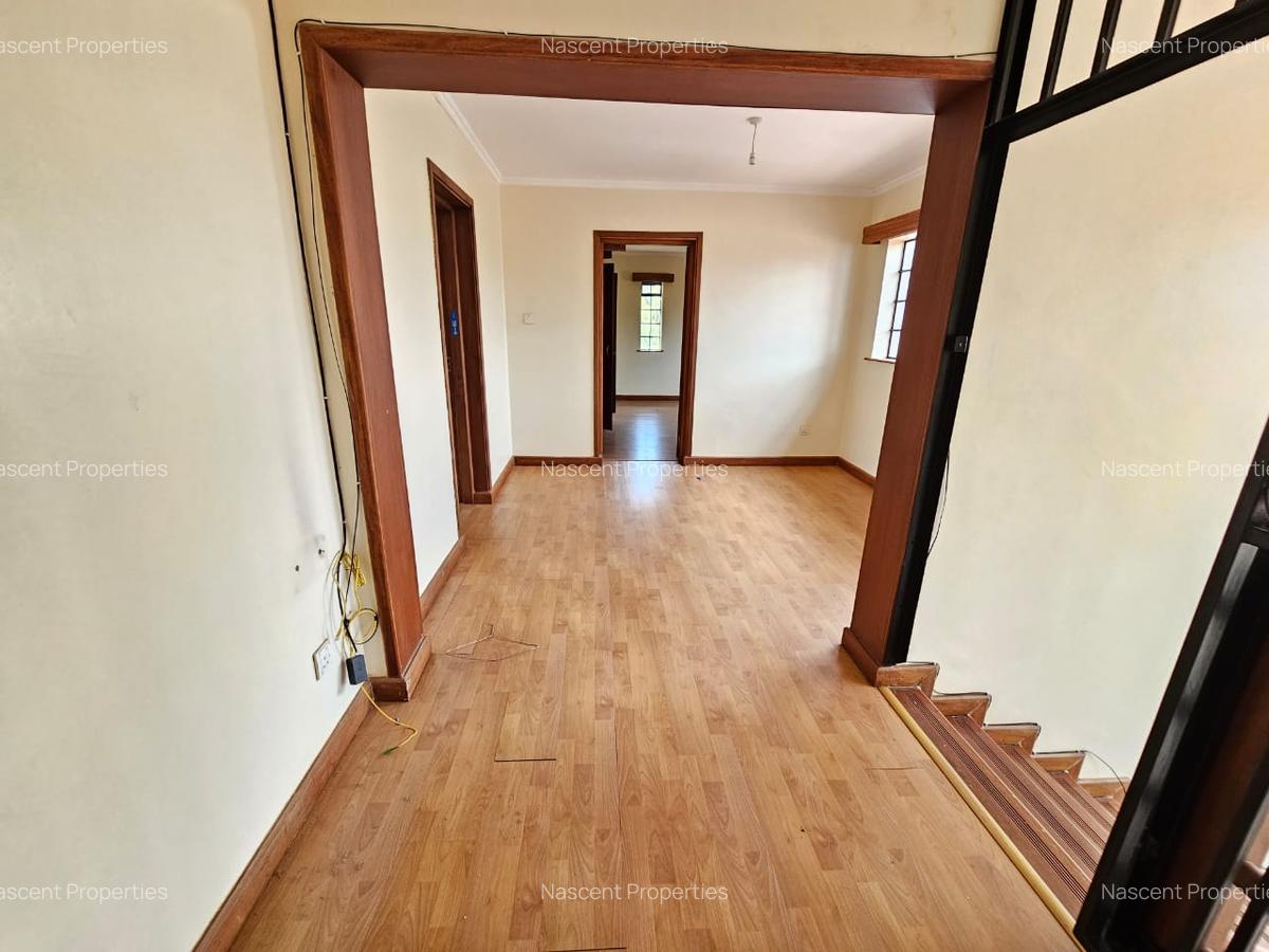 4 Bed House with En Suite in Runda - 10