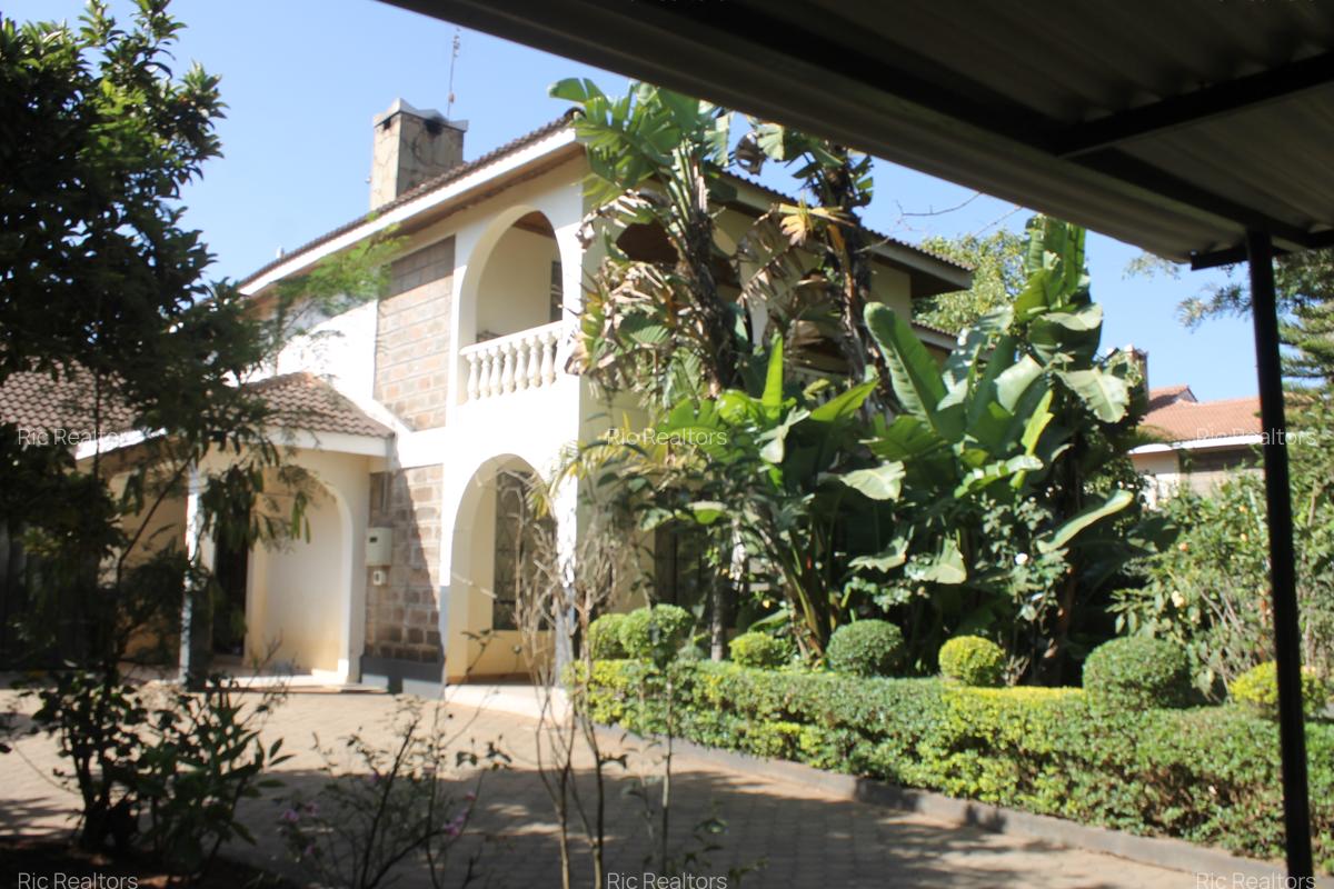 6 Bed House with En Suite at Karen - Hardy - 6