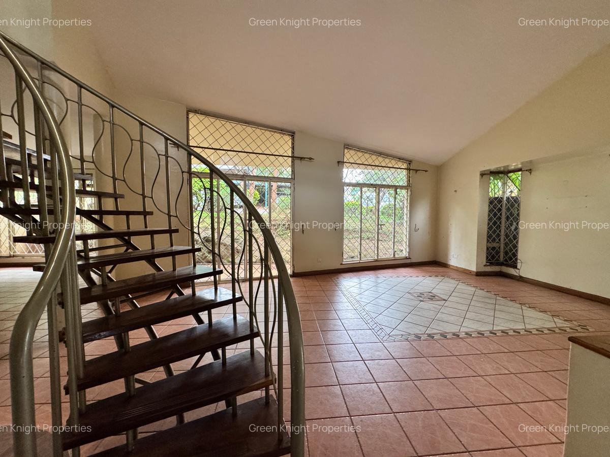4 Bed Townhouse with En Suite in Kilimani - 2