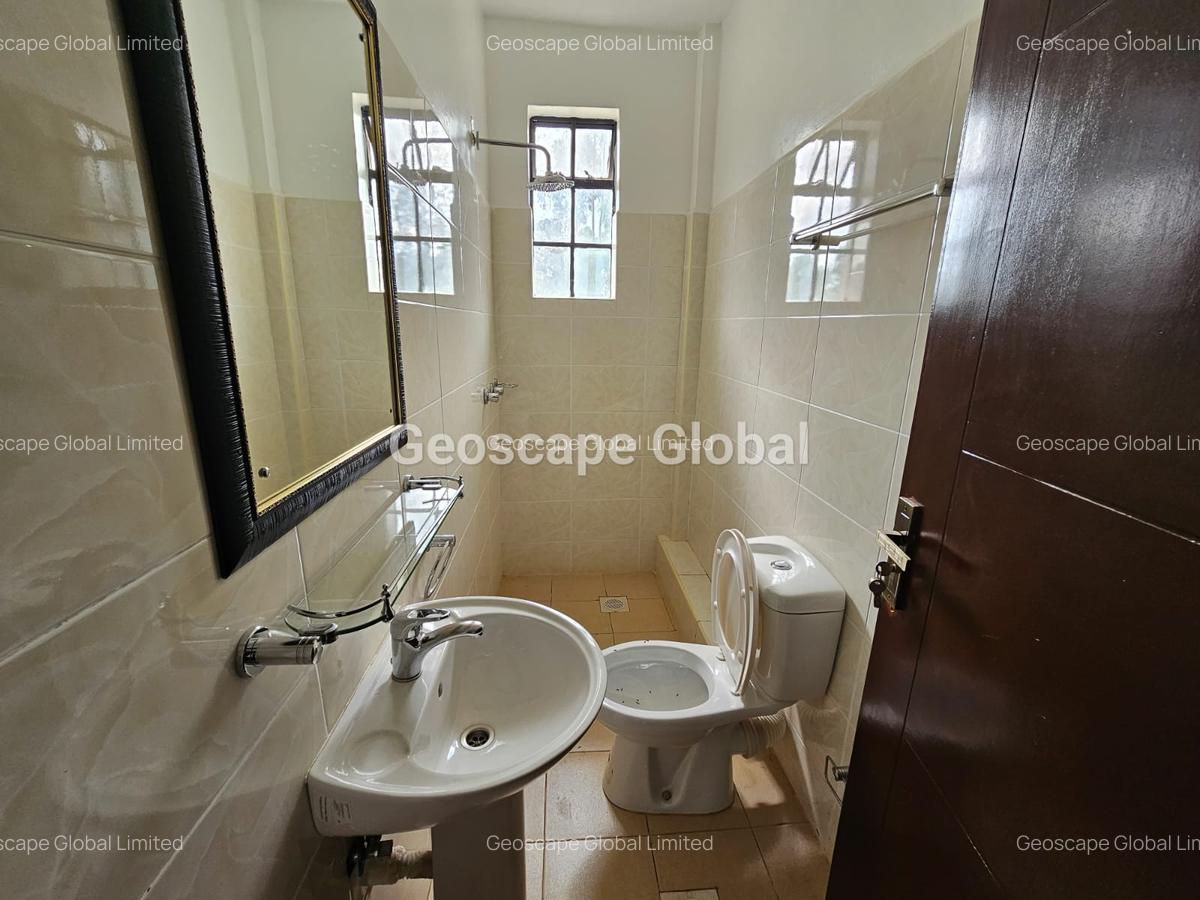 5 Bed House with En Suite in Kitisuru - 12